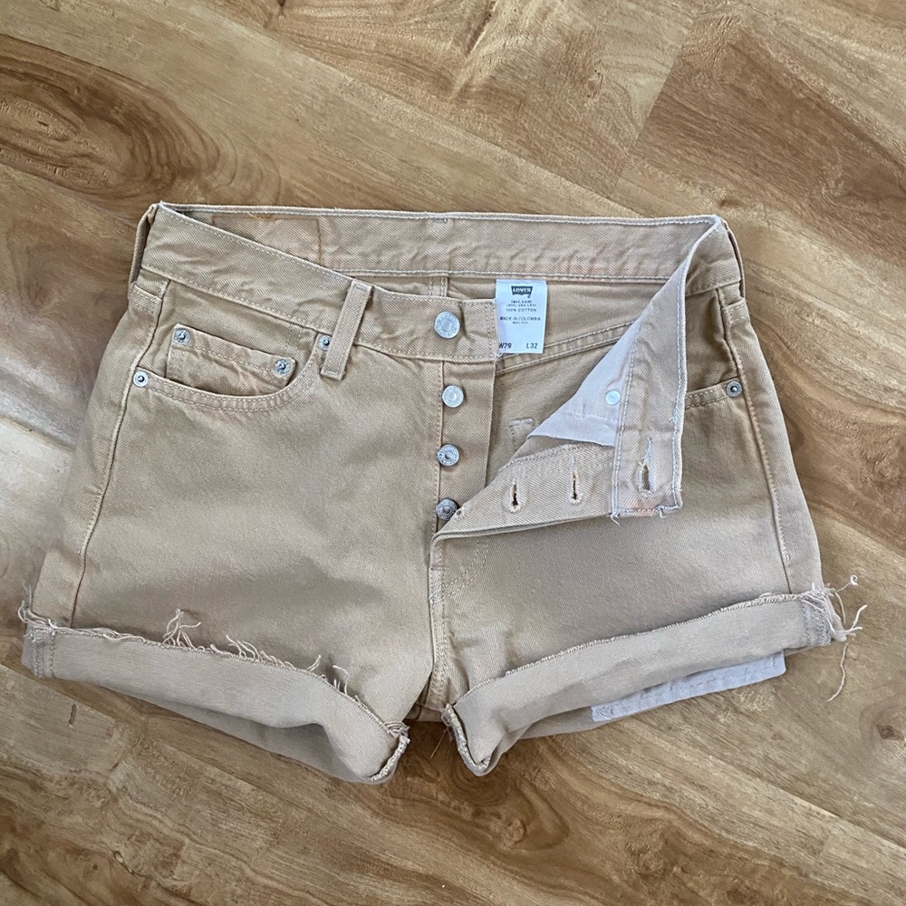 ⚡️vintage Levi shorts ⚡️
